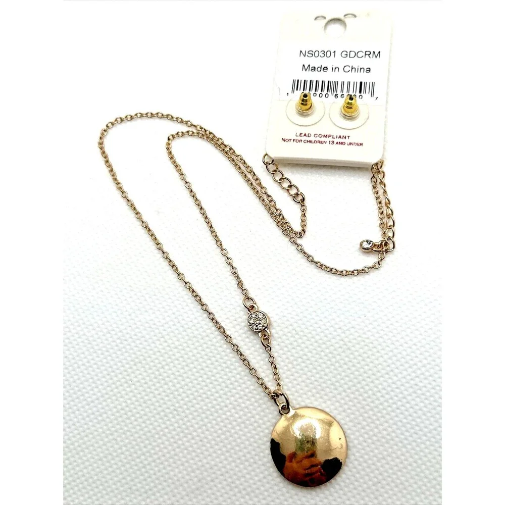 New Noblesse Mother of Pearl Necklace Earrings Set Rhinestone Gold Tone NWT